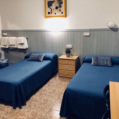 Hostal Carlos III 埃普拉特约布里加 外观 照片